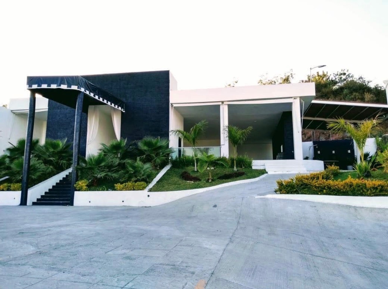 La Lomita 